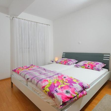 Apartmani Mane 트로기르 외부 사진