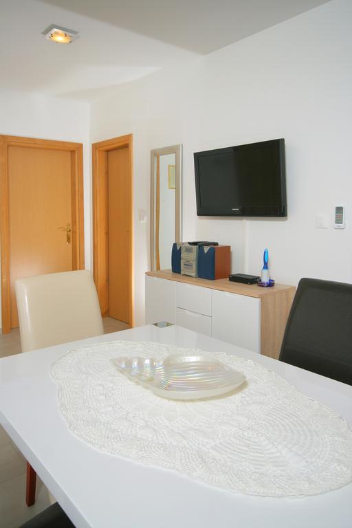 Apartmani Mane 트로기르 외부 사진