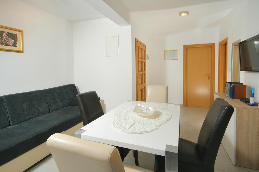 Apartmani Mane 트로기르 외부 사진