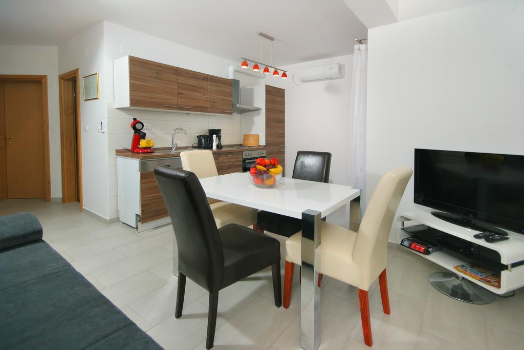 Apartmani Mane 트로기르 외부 사진